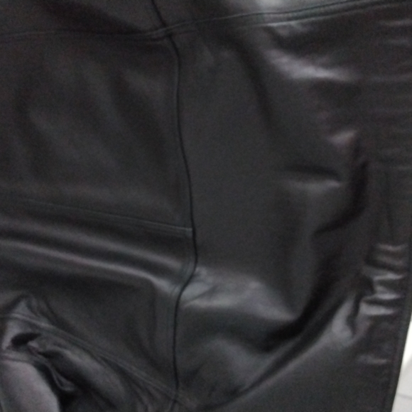 Men's MacMor lined leather coat, size large - Picture 9 of 9